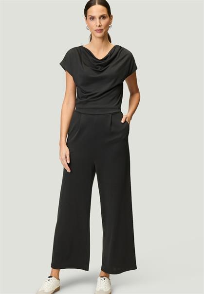 Jumpsuit mit Wasserfallausschnitt black beauty