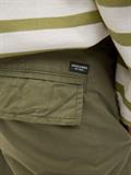 JWHZEUS CARGO SHORTS MID SN olive night