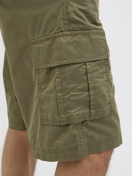 JWHZEUS CARGO SHORTS MID SN olive night