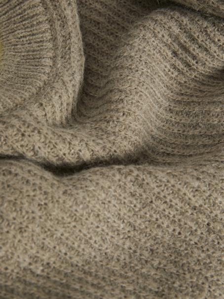 JXEMBER FLUFFY CREW NECK KNIT brindle