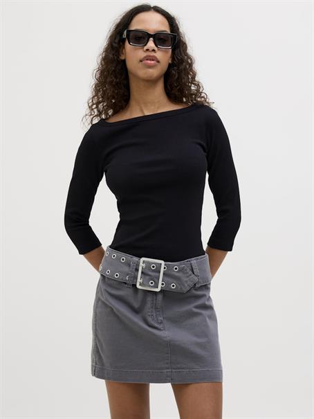 JXFIFI STR 3/4 BOATNECK TOP JRS NOOS black