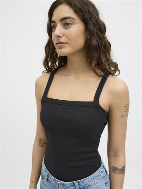 JXFIFI STR SL RIB TOP JRS SN black