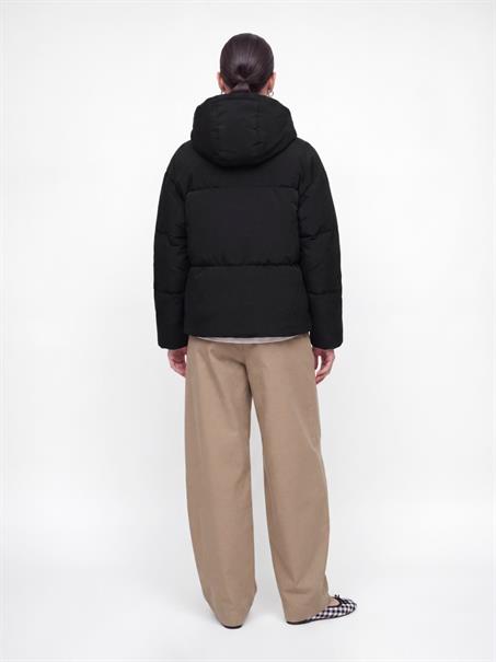 JXGALAXY PUFFER JACKET OTW black