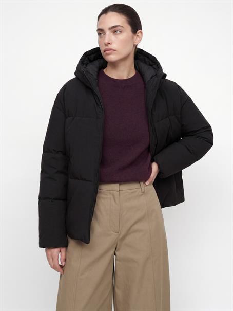 JXGALAXY PUFFER JACKET OTW black