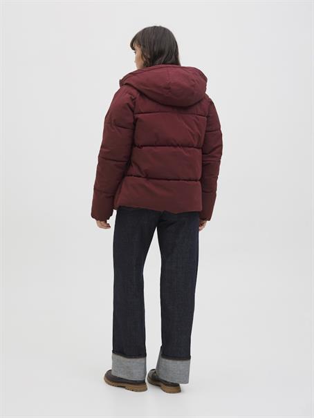 JXGLOBAL PUFFER JACKET OTW ACT cabernet