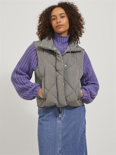 JXHYPE SHORT QUILTED VEST OTW morel