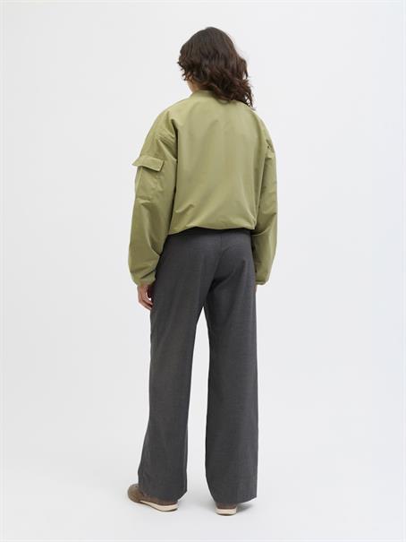 JXLEILA BOMBER JACKET OTW NOOS aloe