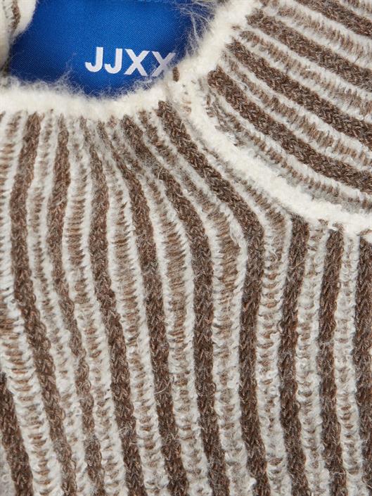 jxmaghna-high-neck-knit-bone-white