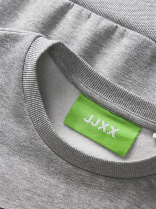 jxmerle-rlx-short-ls-crew-swt-ln-light-grey-melange2