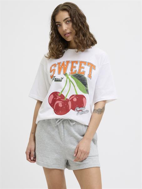 JXMILLOW LOOSE SS TEE JRS bright white3