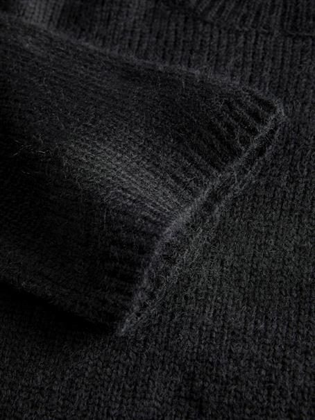 JXROSANNA ROLL NECK KNIT black