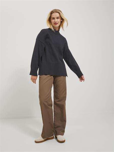 JXSIANA TWIST HIGH NECK KNIT NOOS black