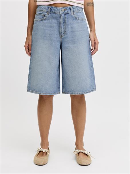 JXTOKYO LONG HW SHORTS DNM SN medium blue denim