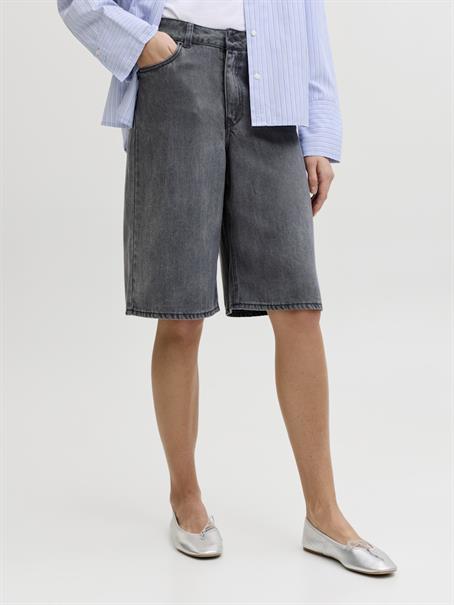 JXTOKYO PAULINA LONG HW SHORTS DNM LN medium grey denim