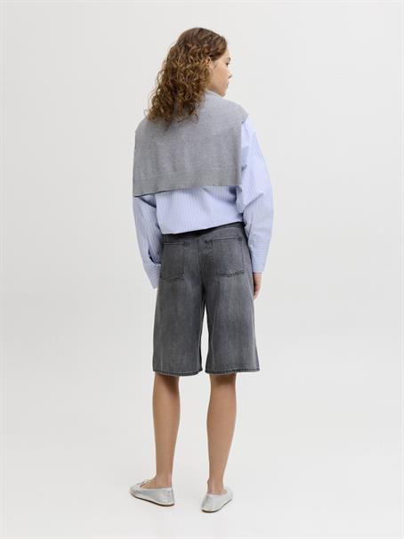 JXTOKYO PAULINA LONG HW SHORTS DNM LN medium grey denim