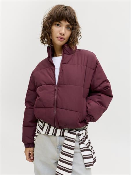 JXTRACY PUFFER JACKET OTW LN cabernet