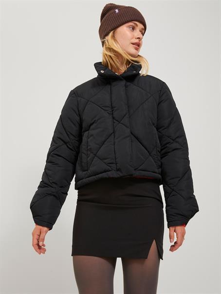 JXUNIT SHORT QUILTED JACKET OTW black