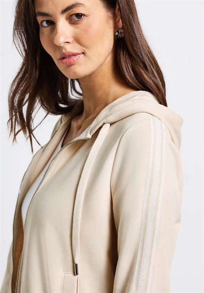 Kapuzenjacke mit Dekotape tusk cream