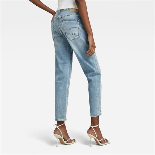 Kate Boyfriend Wmn light indigo aged