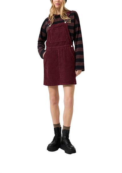 Kleid rot