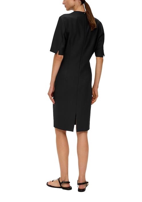 kleid-schwarz