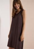 Knielanges Jerseykleid mit V-Neck brown cacao