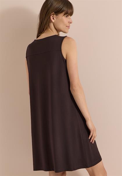 Knielanges Jerseykleid mit V-Neck brown cacao