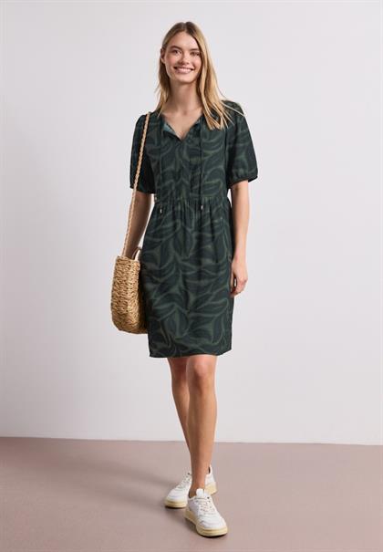 Knielanges Kleid mit Split Neck und Print deep bound green