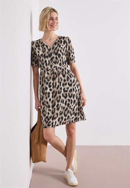 Knielanges Kleid mit Split Neck und Print timeless beige