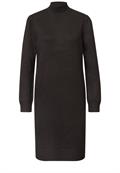 Knielanges Strickkleid mit Turtle Neck black coffee mel.
