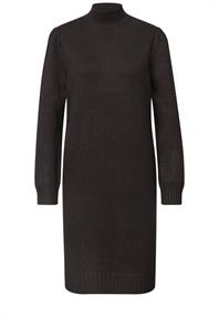 Knielanges Strickkleid mit Turtle Neck black coffee mel.