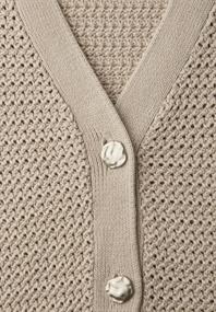Kurzarm Cardigan mit V-Neck und Struktur clay sand