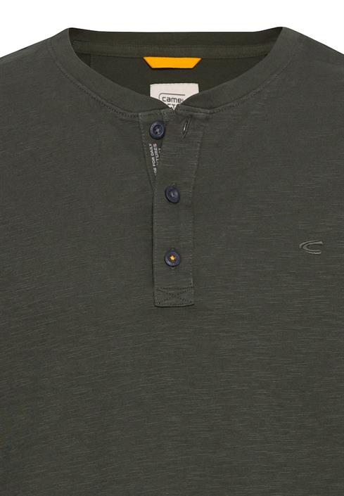 kurzarm-henley-shirt-mit-geripptem-kragen-leaf-green
