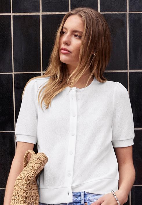 kurzarm-jacke-im-strick-look-mit-knöpfen-off-white