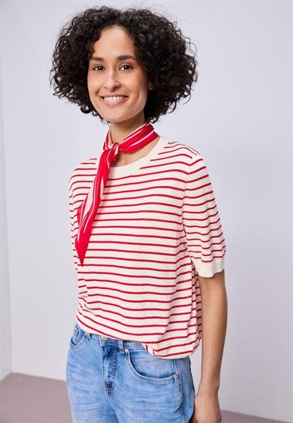 Kurzarm Pullover mit Rundhals off white