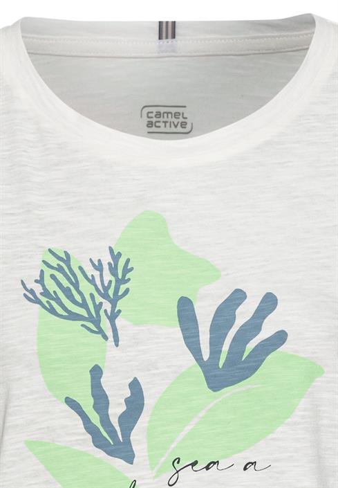 kurzarm-t-shirt-aus-zertifiziertem-organic-cotton-corallee-with-text