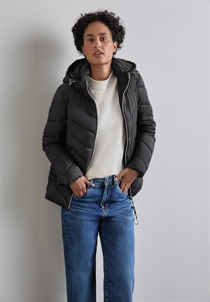 Kurze Steppjacke black