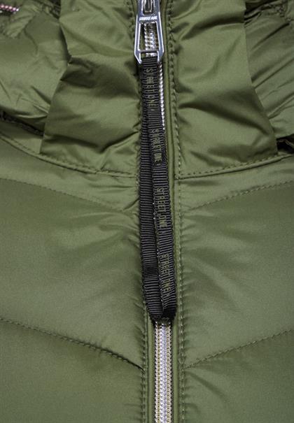 Kurze Steppjacke winter moss green