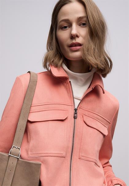 Kurze Veloursjacke light apricot