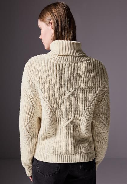 Kurzer Strukturpullover soft beige