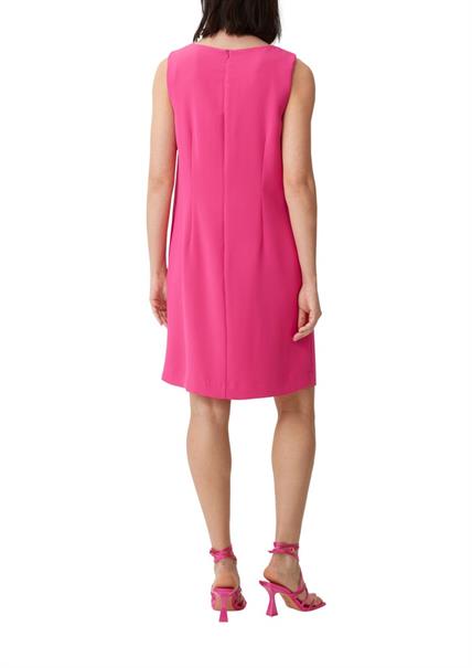 Kurzes Kleid aus Crêpe pink