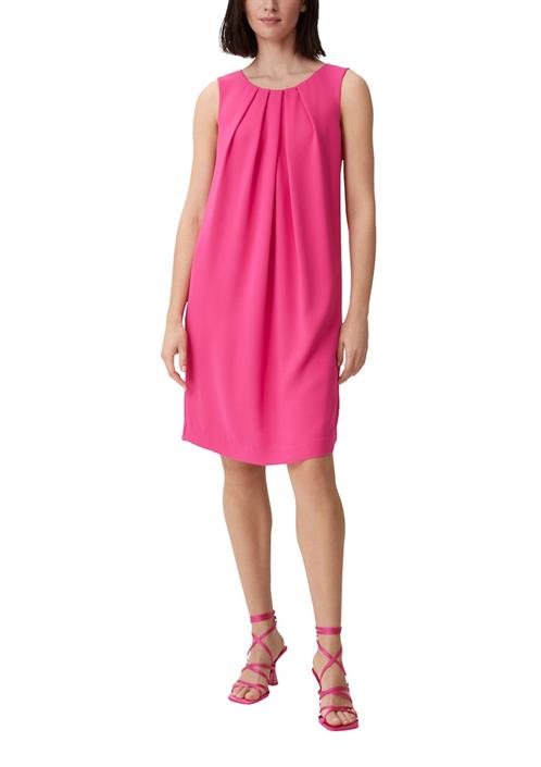 kurzes-kleid-aus-crêpe-pink
