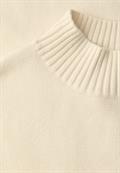 Kuscheliger Pullover soft beige