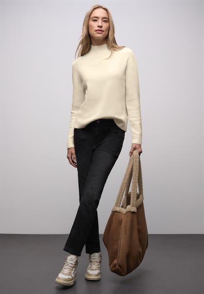 Kuscheliger Pullover soft beige