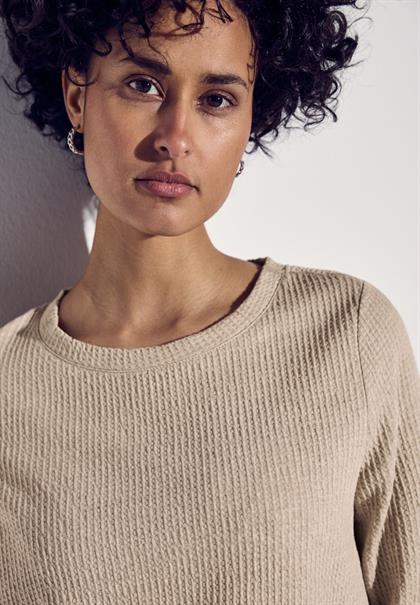 Kuscheliges Strukturshirt sheer beige mel.