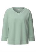 Kuscheliges V-Neck Shirt serene green