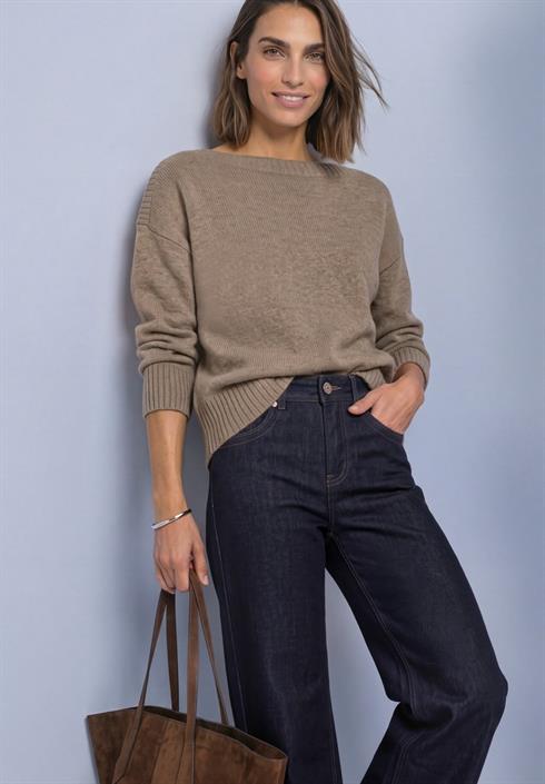 langarm-pullover-mit-boat-neck-sanded-amber-mel