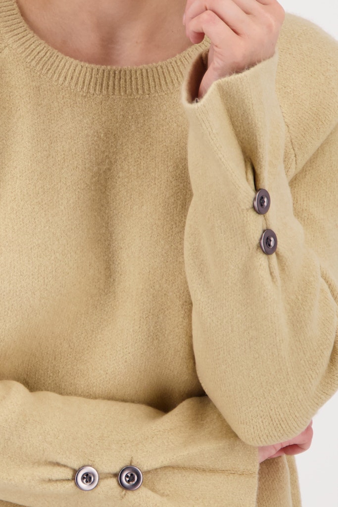 langarm-pullover-mit-knopfdetail-cinnamon
