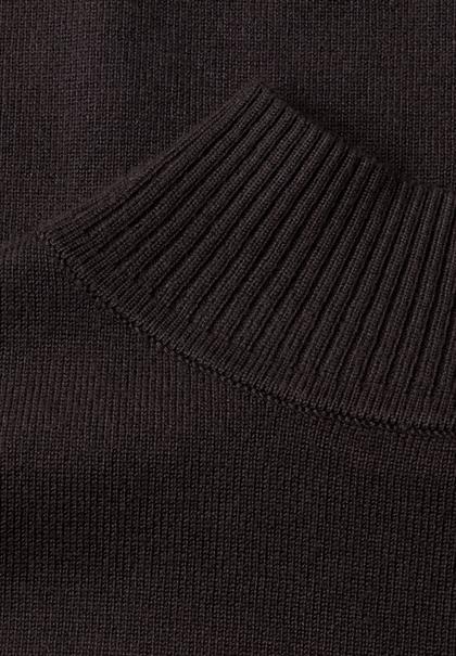 Langarm Pullover mit Turtle Neck charred brown