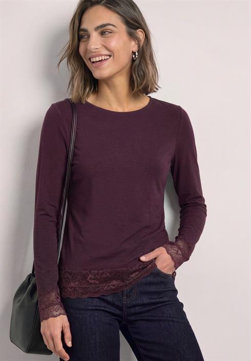 langarm-shirt-mit-boat-neck-und-spitze-berry-plum
